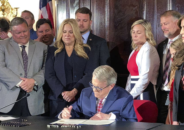 4043327_web1_4043327-ad0c90d3bb564dc7af42fe9c5014dd36