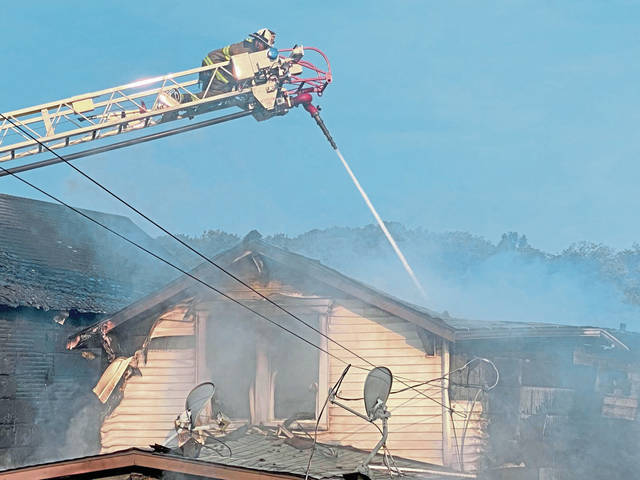 4046919_web1_vnd-vandergriftfire-02-071621