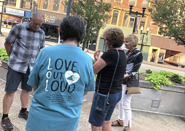 4051839_web1_gtr-prayerwalk1-071721