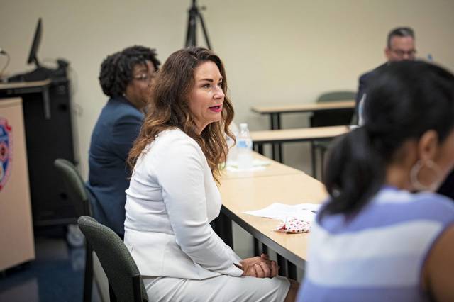 4051971_web1_vnd-SPOTcover-071721