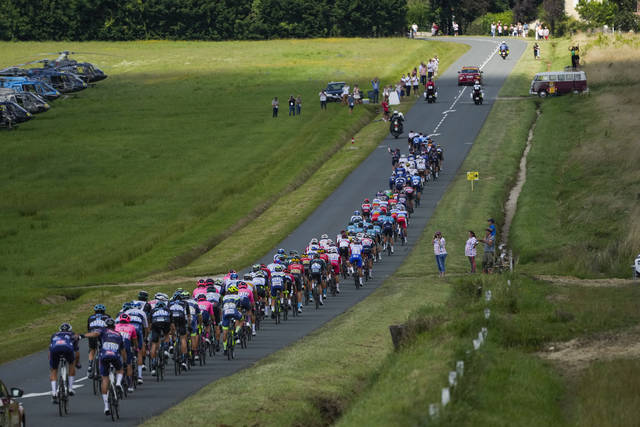 4052558_web1_4052558-476940740b354af3ad5af66a883f93d7