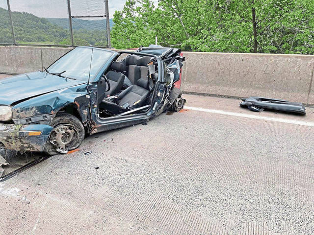4056853_web1_gtr-I70Crash20210718_0353