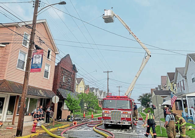 4061091_web1_vnd-vandyFire1-072121