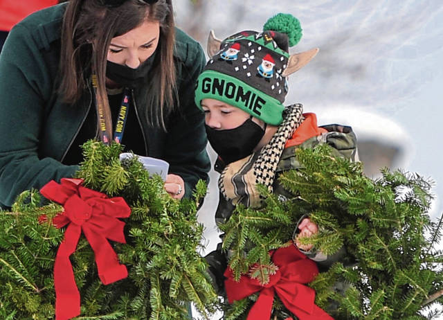 4062130_web1_gtr-WreathsAcrossAmerica5-122020 4062130_web1_gtr-WreathsAcrossAmerica5-122020