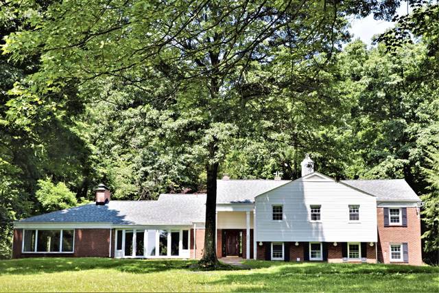 Fox Chapel police charge man living in vacant home that’s on the market for $700K