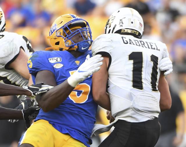Pitt’s Deslin Alexandre, Cal Adomitis named to Wuerffel watch list