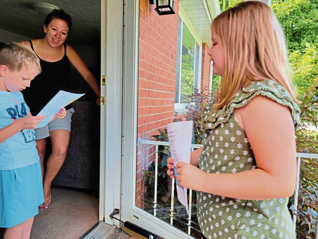 4084776_web1_te-newspaperneighborspotlight2-080521
