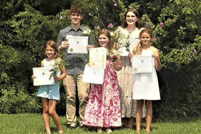 4105051_web1_nj-GardenClubScholarship-081221