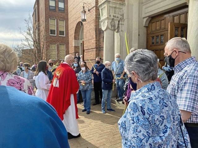 4124511_web1_PTR-NoMaskChurch