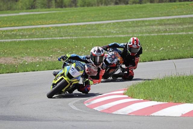 4127200_web1_vnd-Racing3-081221