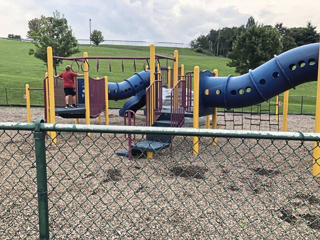 4141415_web1_gtr-Hahntownplayground