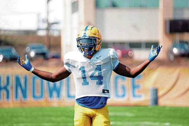 4149123_web1_gtr-PittFBspring15-040921