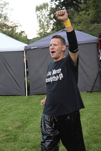 4160485_web1_vnd-citizenswrestling2-082621