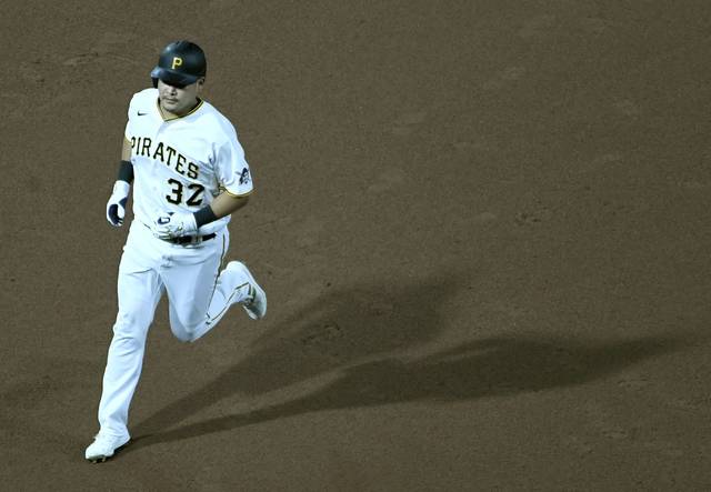 4166567_web1_gtr-BucsDbacks07-082421