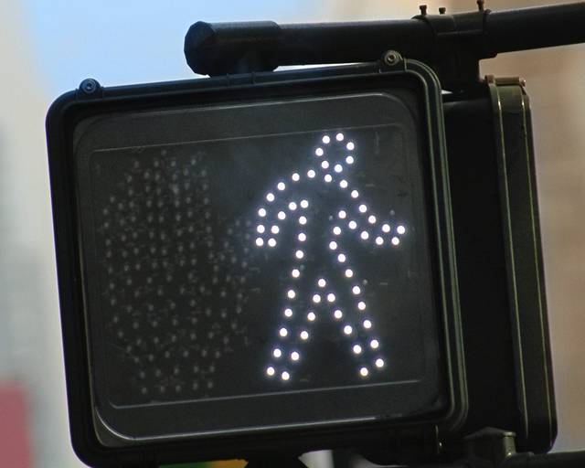 4166772_web1_gtr-web-signalwalk-120920