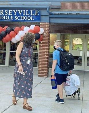 4169568_web1_her-fcabacktoschool6-090221