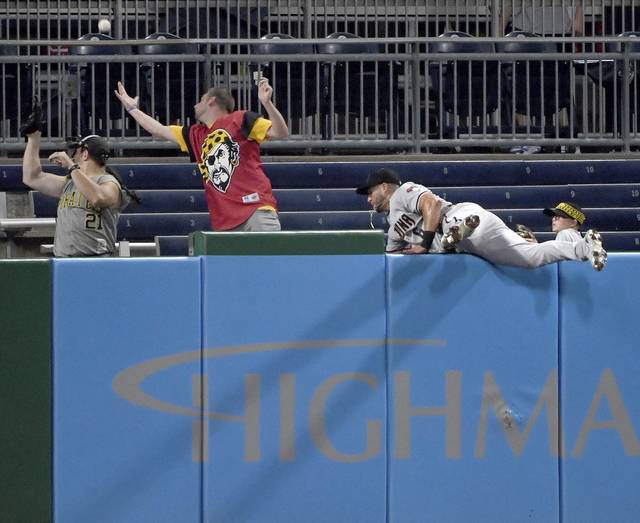 4169600_web1_gtr-BucsDbacks13-082521
