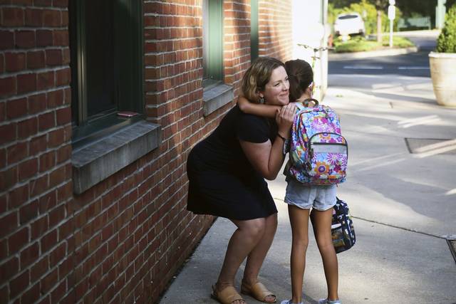 4173188_web1_sew-firstdayofschool002-082521