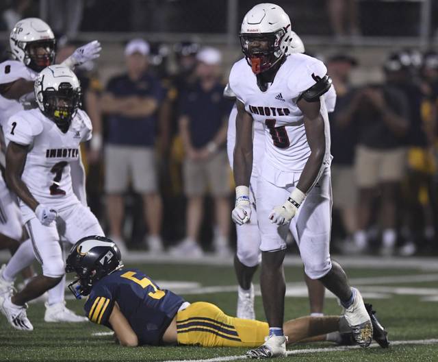 Philly power Imhotep Charter wears down Central Catholic with oversized offensive line