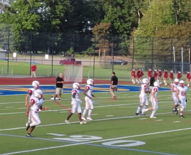 Dickerson, Tracey score 2 TDs each; defense stout as North Hills blanks Mars