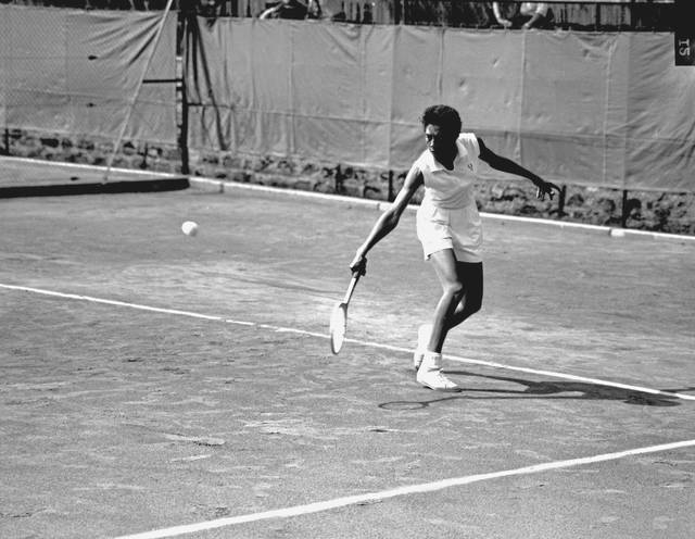 4182989_web1_AP560518035