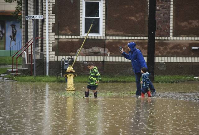 4195593_web1_ptr-IdaFlood003-0900221