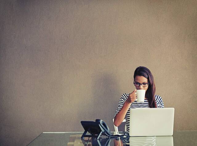 4215630_web1_web-Businesswoman