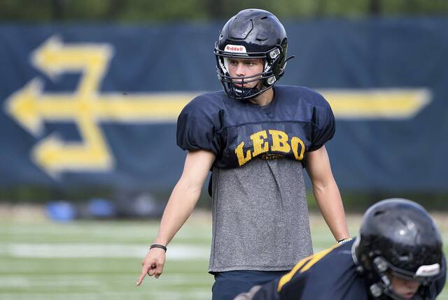 High school football prognosticator Chick’s Picks tries to renegotiate her contract