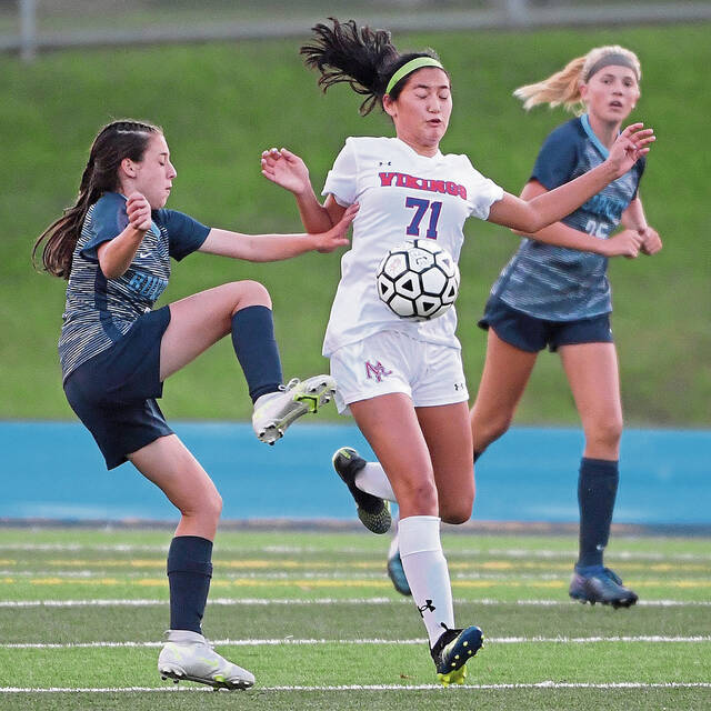 Freshmen provide spark for emerging Mt. Pleasant girls soccer team