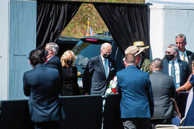 4227949_web1_gtr-911ceremony3-091221