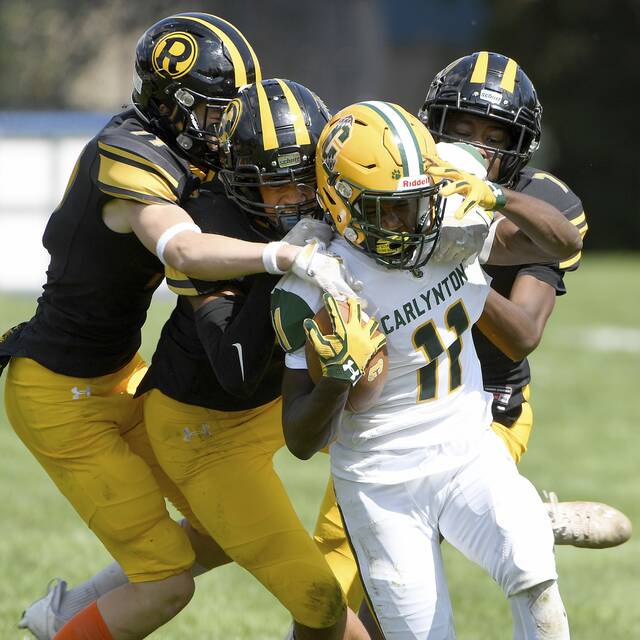 Shawn Curry runs for 256 yards as Carlynton pulls away from Riverview