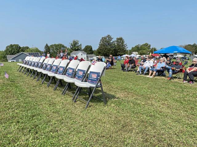 4232416_web1_Empty-Chairs