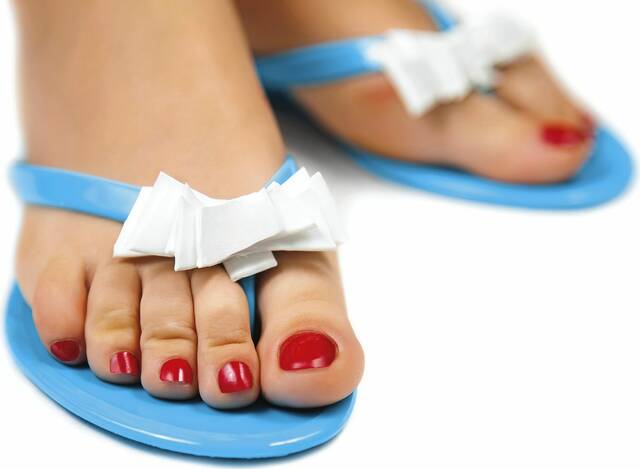 4237163_web1_web-flipflops