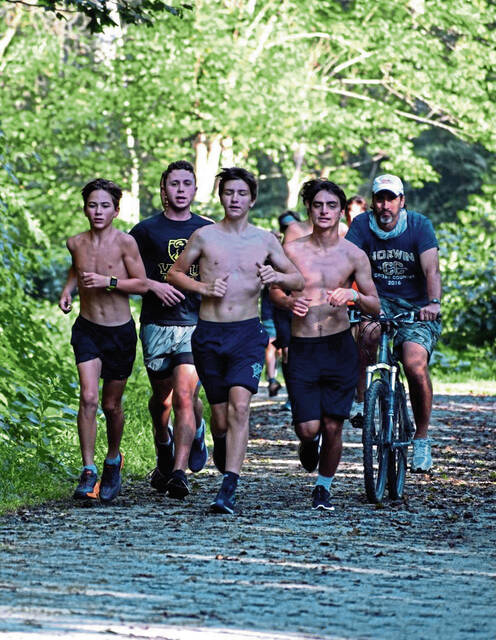 Runners of varying experience levels mix together on Norwin cross country teams
