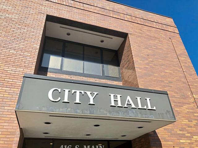 4241655_web1_web-greensburg-cityhall