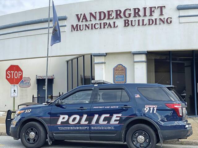 4242197_web1_vnd-VandyCopBack-071421