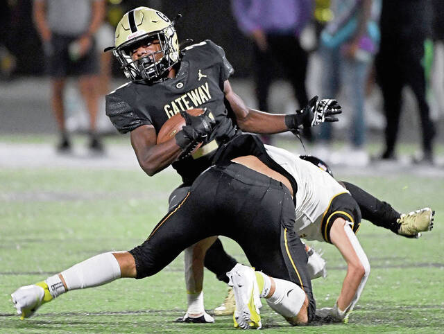 Gateway sophomore running back Jaquon Reynolds breaks out against Penn Hills