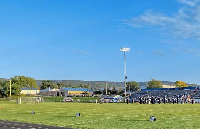 Deer Lakes dominates Derry to end 15-game losing skid