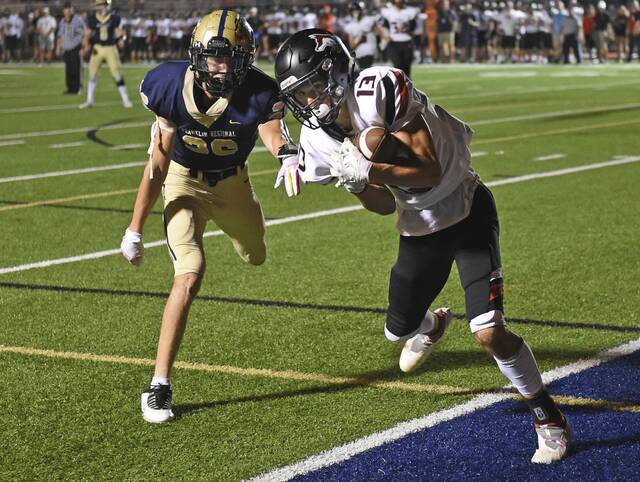 Fox Chapel scores on 4th down in final minutes to beat Franklin Regional
