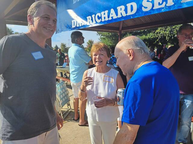 4252895_web1_te-dentalretirementparty3-091921