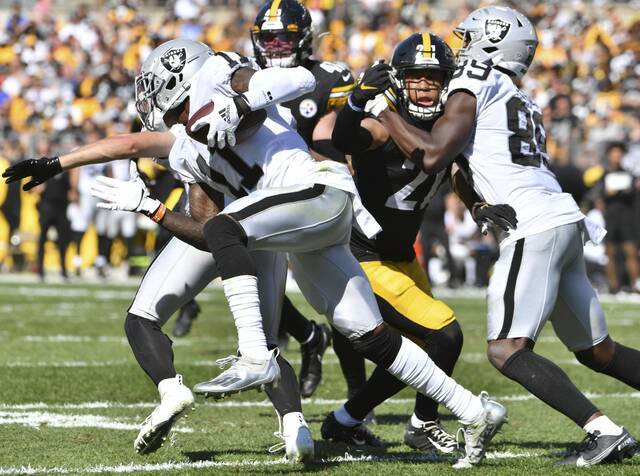 4255032_web1_ptr-SteelersRaiders20-092021