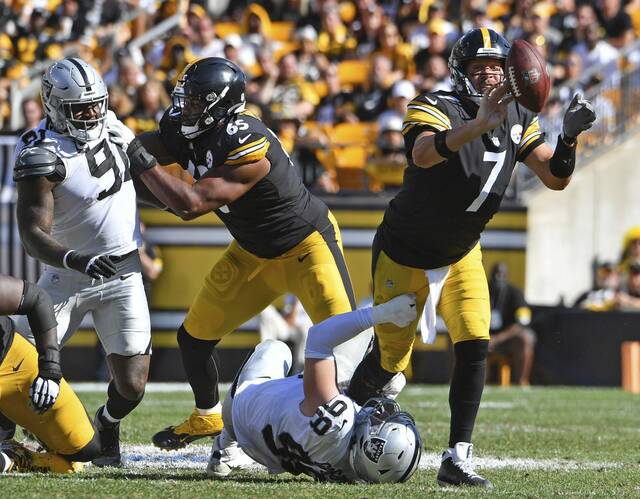 4255039_web1_ptr-SteelersRaiders13-092021