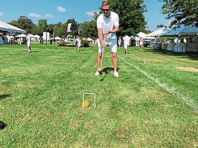 4255048_web1_gtr-WestmorelandCroquet1