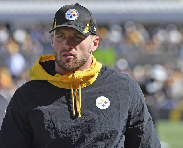 4257369_web1_ptr-steelers27-092121