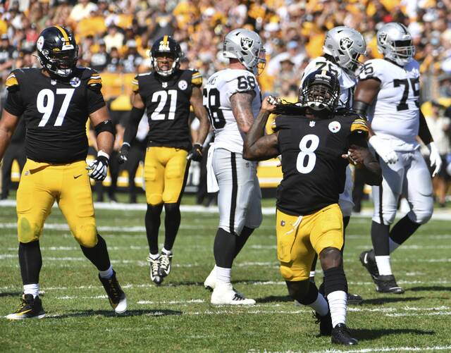 4257369_web1_ptr-steelers40-092121