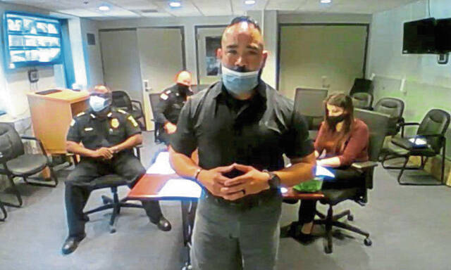 4258950_web1_Garcia-at-meeting