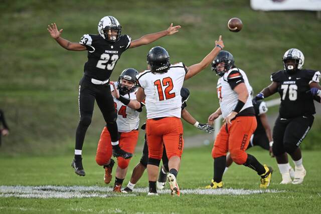 Monessen beats Jefferson-Morgan, runs win streak to 3