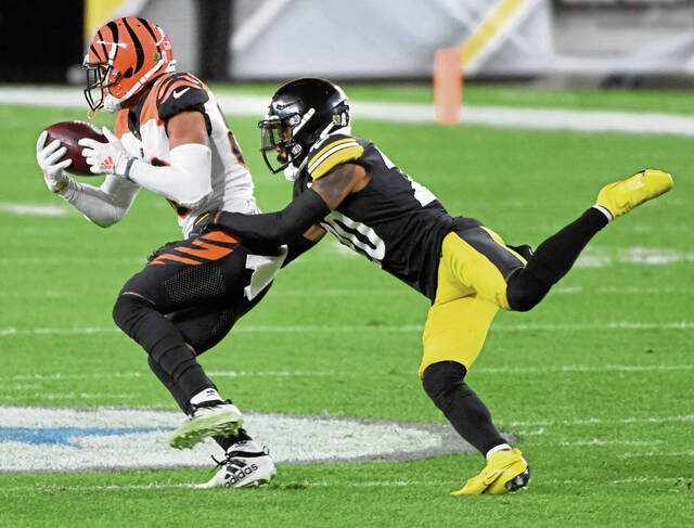 4286650_web1_GTR-SteelersFolo01-11720