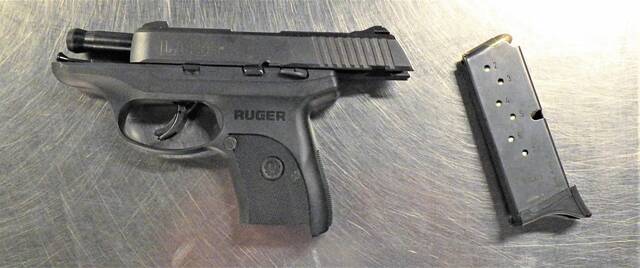 4288900_web1_ptr-Airportgun-093021