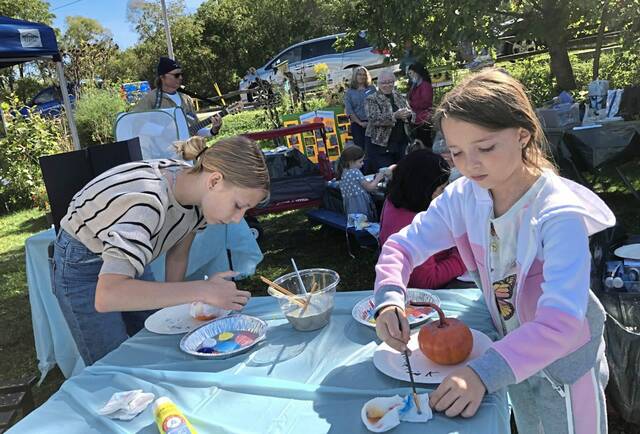 4201073_web1_gtr-fallfoodsmoods1-100321